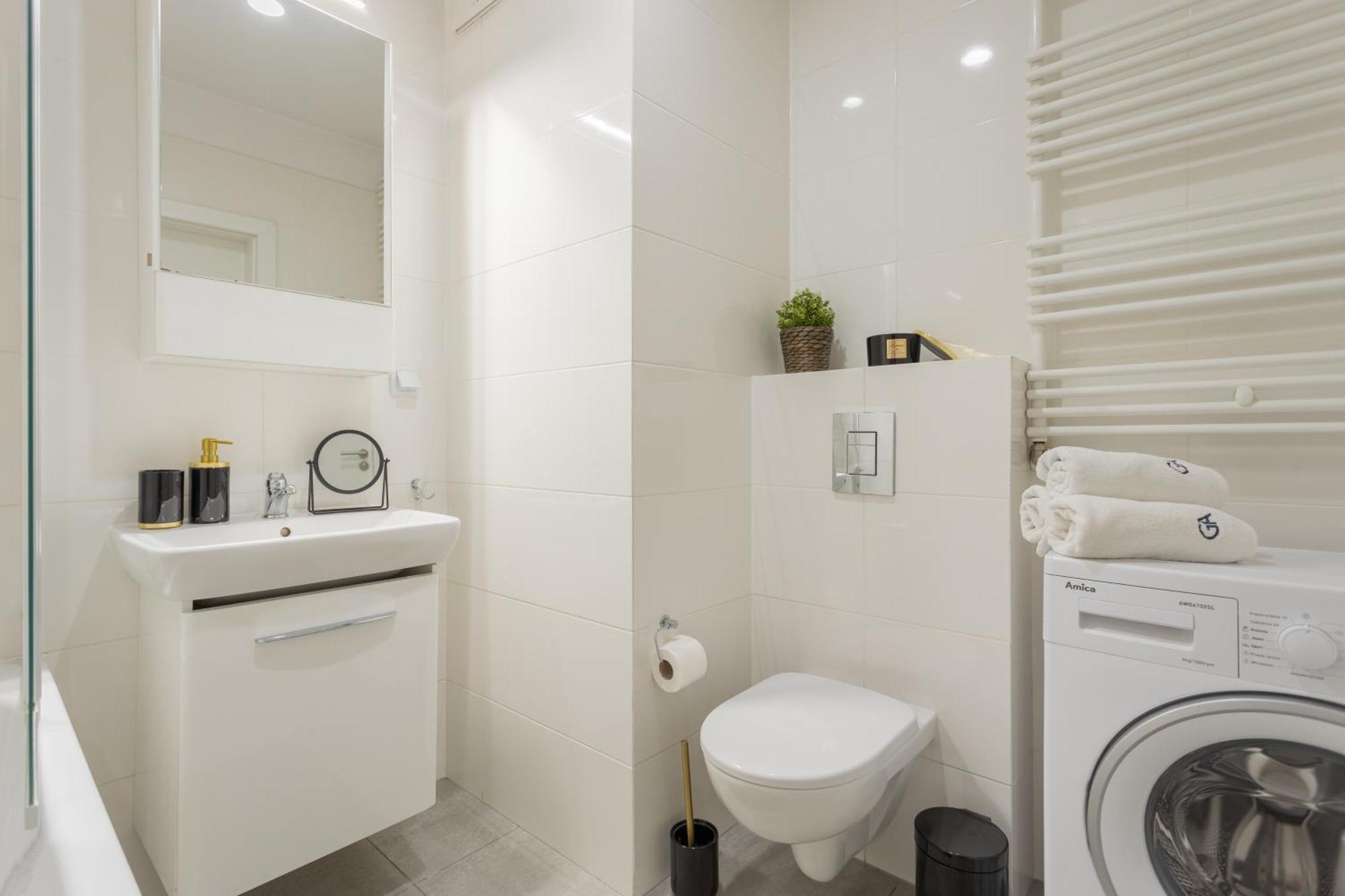 Urban Chic - Pereca - Rondo Onz - Luxury Warsaw Stays - 14 People Luaran gambar