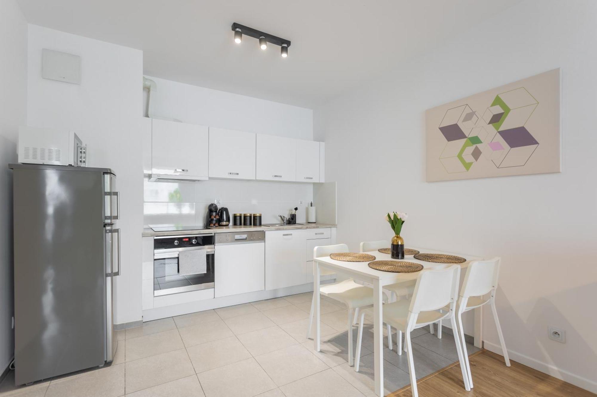 Urban Chic - Pereca - Rondo Onz - Luxury Warsaw Stays - 14 People Luaran gambar