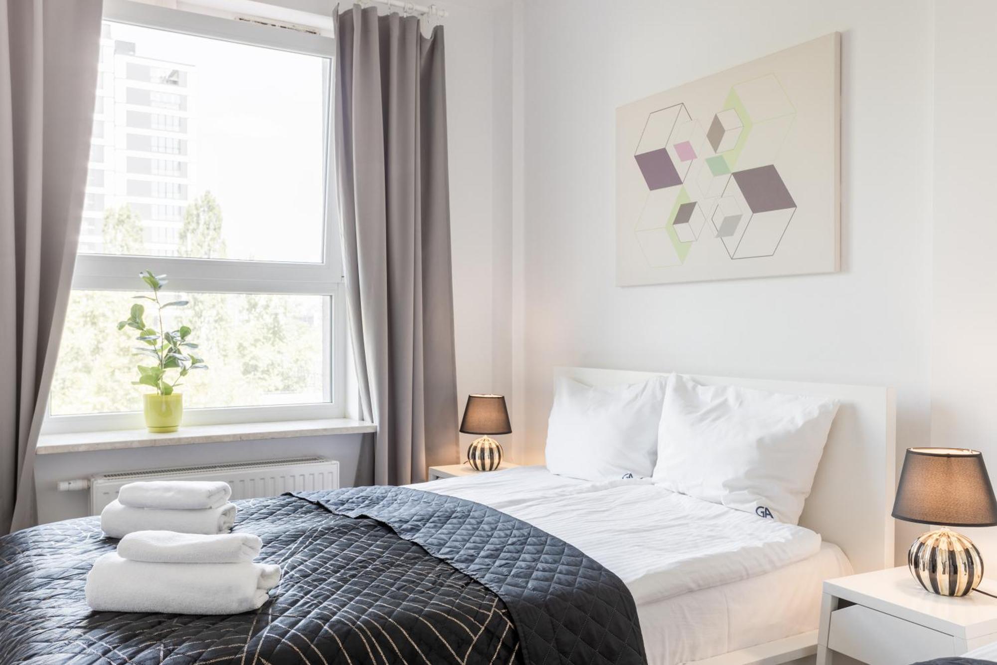 Urban Chic - Pereca - Rondo Onz - Luxury Warsaw Stays - 14 People Luaran gambar